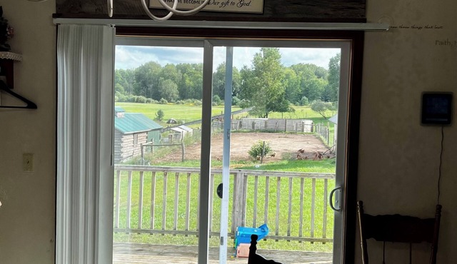 Lovely Country Home Close to Tippy Dam, Little River Casino, Lake MI, Bear Creek