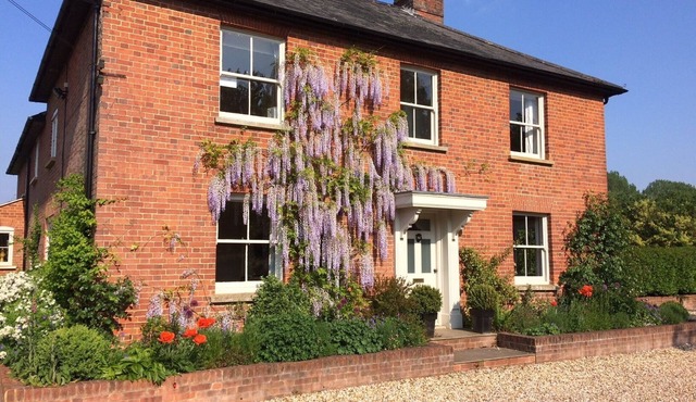 Lovely country house in Test Valley
