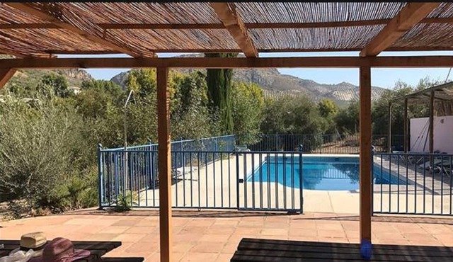 Lovely Country House, 5 Bedrooms Sleeps 12 with Private Pool and Stunning Views