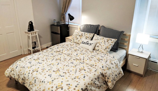 Lovely, cozy Murray guest suite in Squirrel Hill