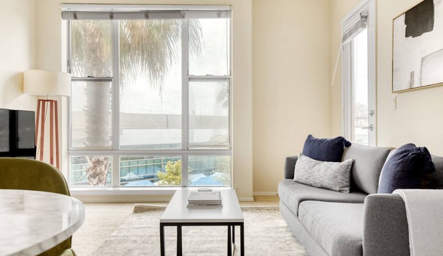 Lovely El Segundo 1BR w/ Den, Pool & Lounge, near LAX, by Blueground