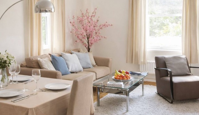 Lovely Elegant Kensington 2 bed - Walk everywhere