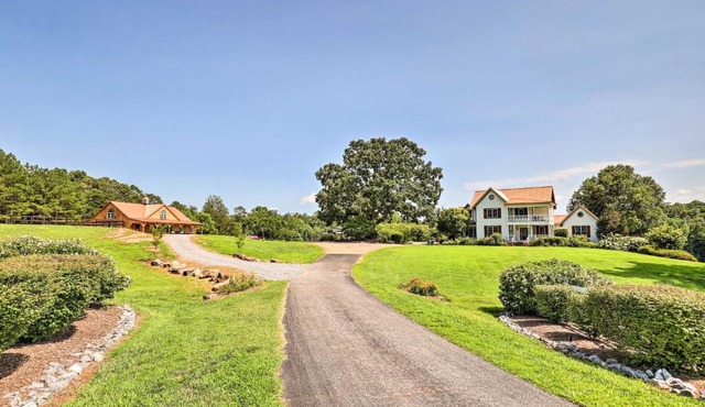 Lovely Equine Countryside Estate on 68 Acres
