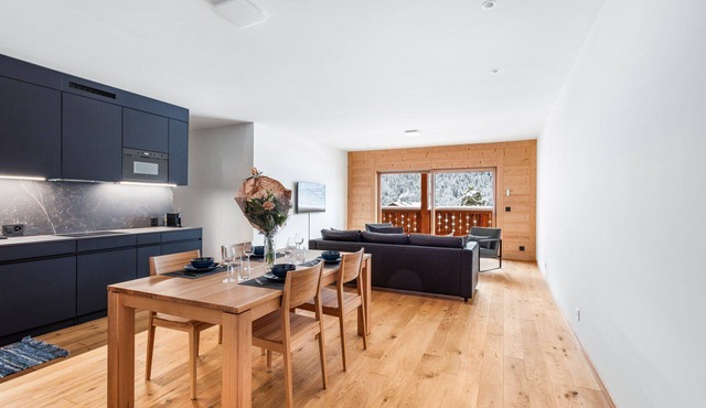 Lovely family apartment in Le Montagnier - By Mrs Miggins