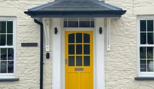 Lovely family cottage in Cambrian mountains, mid-west Wales