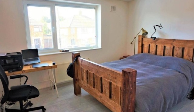 Lovely Family Home in Rainham. Relax at this peaceful home away from home.n