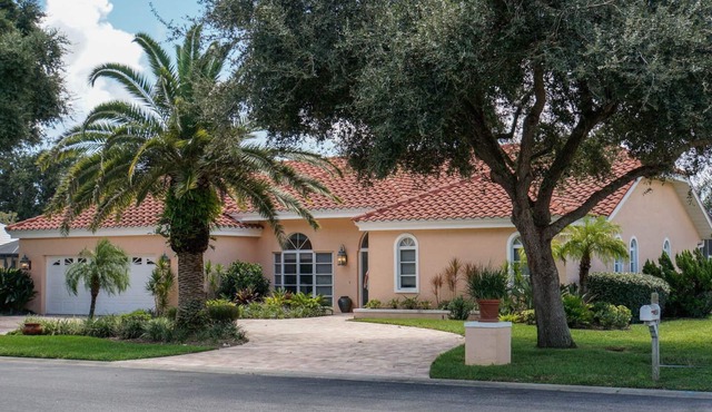 Lovely Florida Retreat with Private Pool