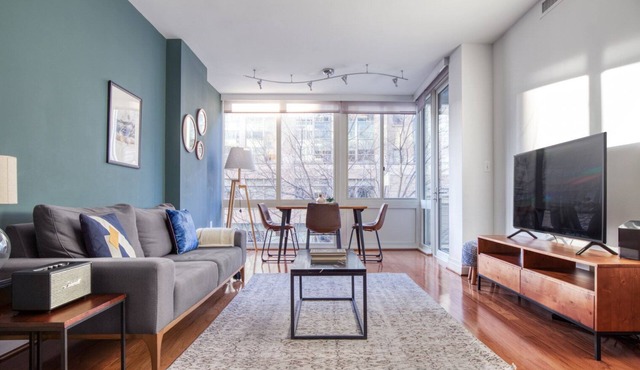 Lovely Foggy Bottom 1BR w/Gym, Rooftop + Doorman by Blueground