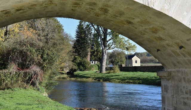 Lovely riverside accommodation with character