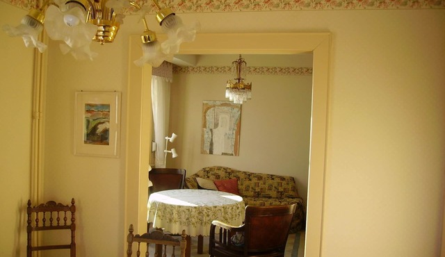Lovely furnished apartment in a massive Vosges house