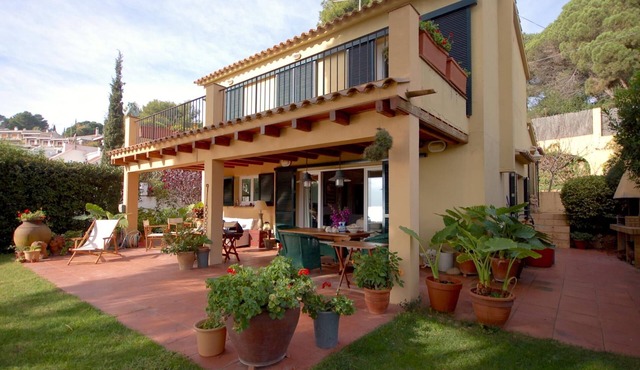 LOVELY GARDEN HOUSE in MAR MENUDA