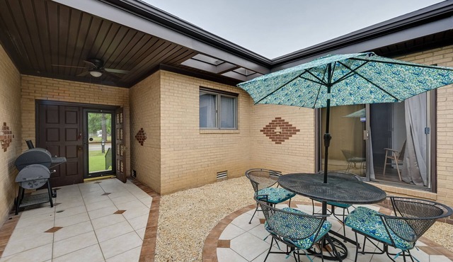 Lovely Goldsboro Home w/Yard & Grill!