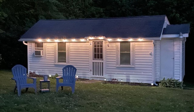 Lovely GOTL 2 Bedroom Cottage -Pet Friendly