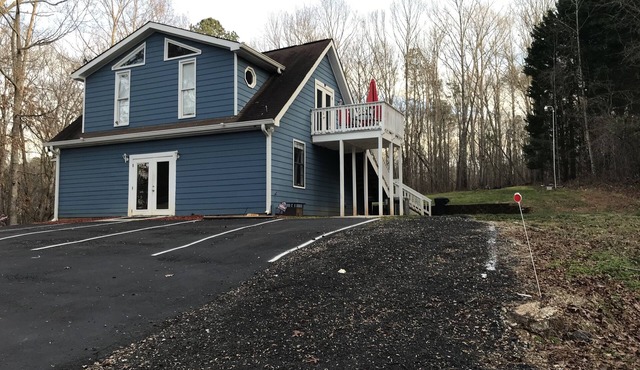 Lovely Guest House ~ Lakepoint ~ Lake Allatoona ~ Red Top Mountain