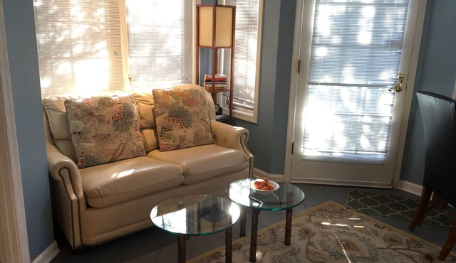 Lovely guest suite in a quiet but close-in neighborhood