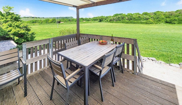 Lovely home in Saint-Félix-de-l'Héras