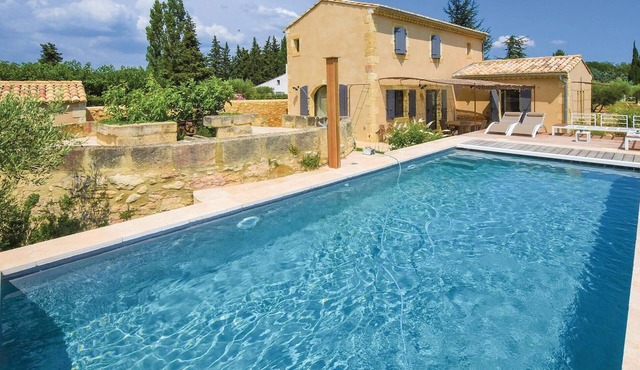 Lovely home in Saint Hilaire D'Ozilha
