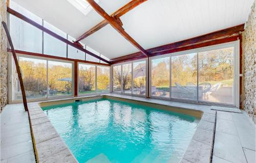 Lovely Home In St-Hilaire-Le-Château With Sauna