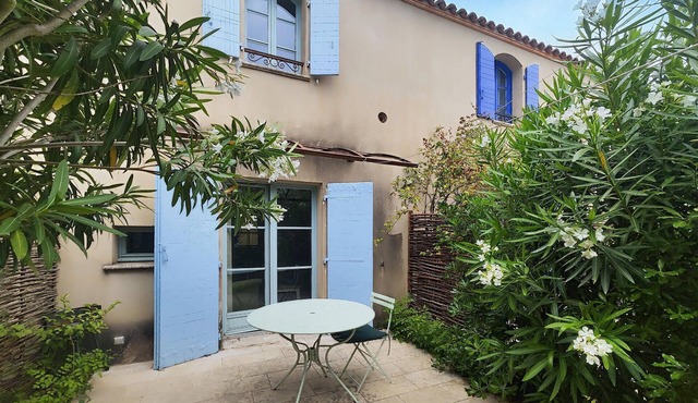 Lovely home in Saint Laurent de la Ca