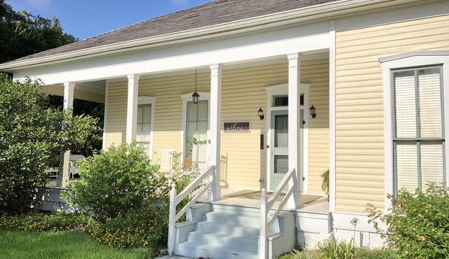 Lovely Historic Home Downtown Columbus