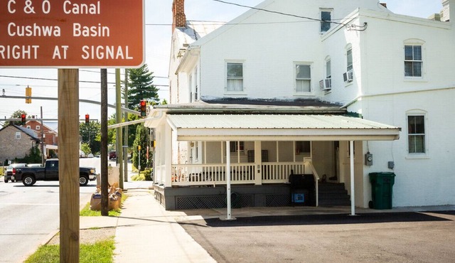 Lovely Historic Williamsport Home-ArtizanSt-Rm"C"