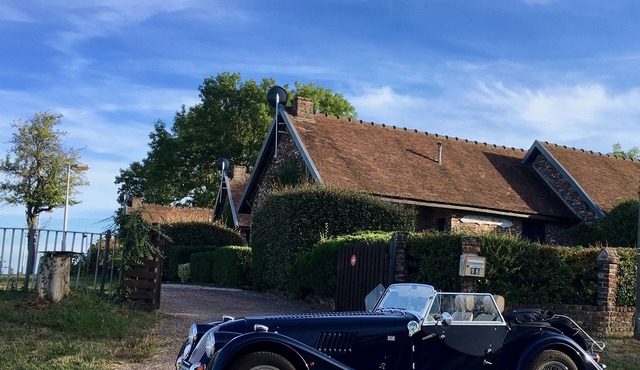 Lovely holiday cottages with an authentic charm facing the lake