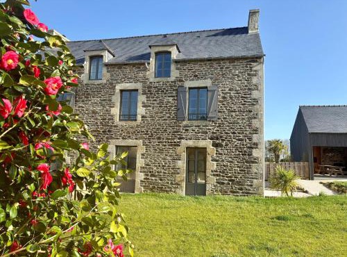 Lovely holiday cottage in Corseul