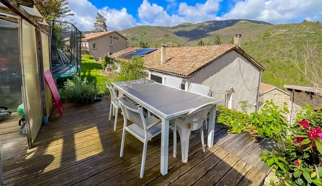 Lovely home in Saint-Julien-du-Gua with WiFi