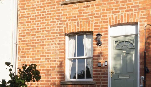 Lovely Home, Great Location & Superb Value!