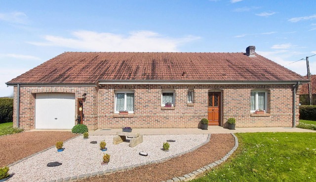 Lovely home in Quoux-Haut-Maînil