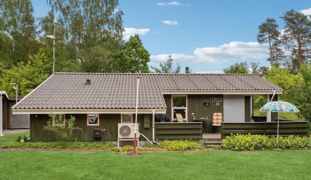 Lovely home in Ans By with WiFi