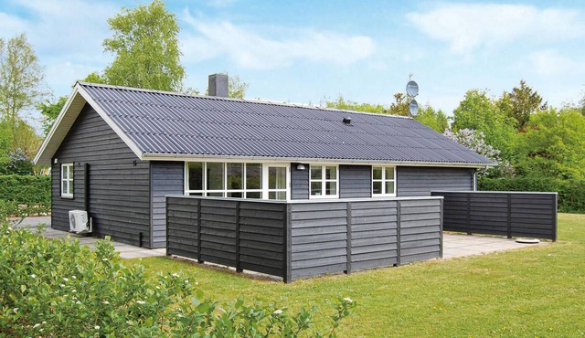 Lovely home in Ansager with sauna