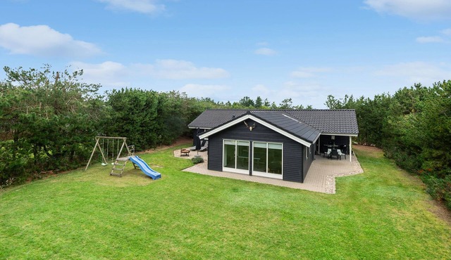 Lovely home in Ansager with WiFi