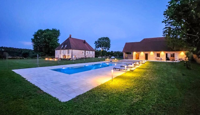 Lovely home in Aresches