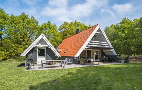 Lovely Home In Asperup