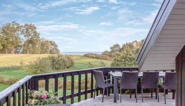 Lovely home in Asperup with house sea view