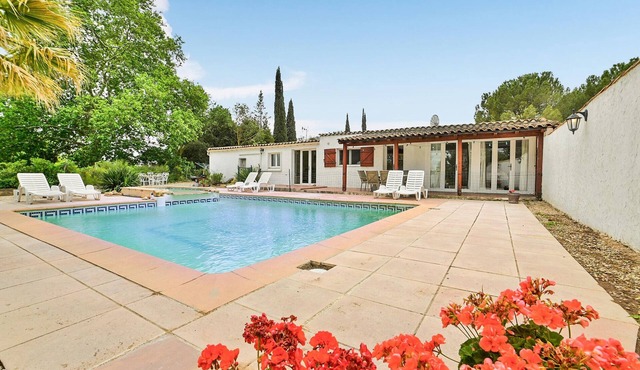 Lovely home in Aspiran