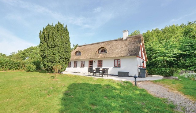 Lovely home in Augustenborg with WiFi