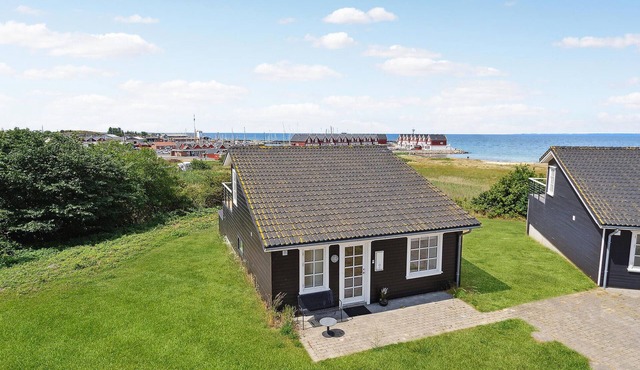 Lovely home in Bagenkop with WiFi