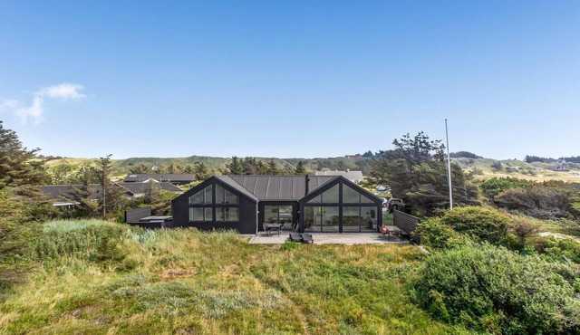 Lovely home in Blokhus with sauna