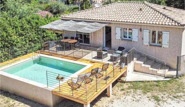 Lovely Home In Bordezac With Wifi