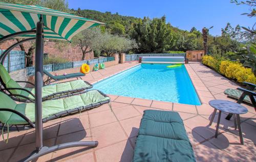 Lovely Home In Chassiers
