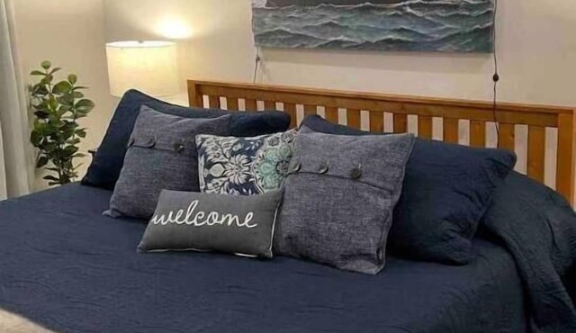 Lovely Home in Chestertown Which Sleeps 7 - Free EV Charging for guest