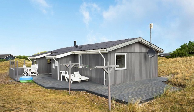 Lovely home in Fanø with WiFi