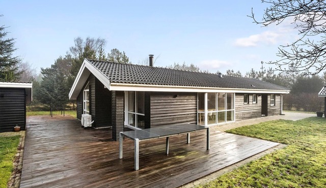 Lovely home in Fjerritslev with sauna
