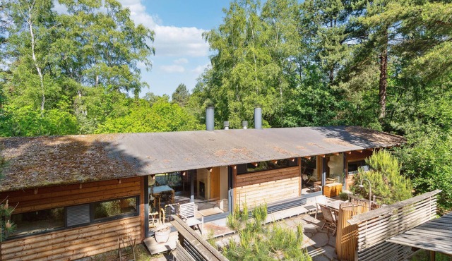 Lovely home in Frederiksværk with WiFi