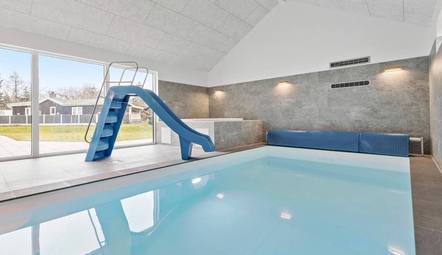 Lovely home in Glesborg with sauna