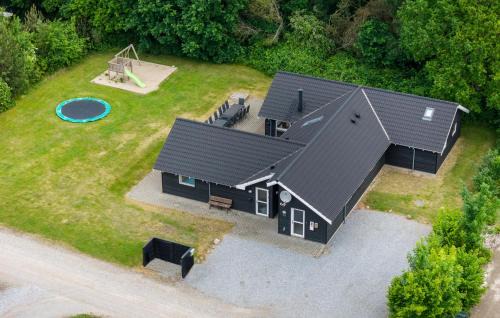 Lovely Home In Glesborg With Sauna