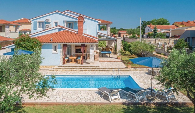Lovely home in Golubovo