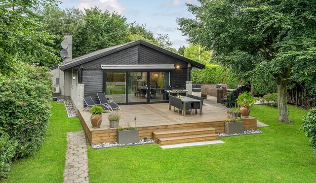 Lovely home in Gørlev with kitchen